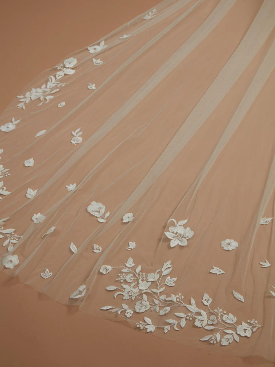Adore Veil - Image 3