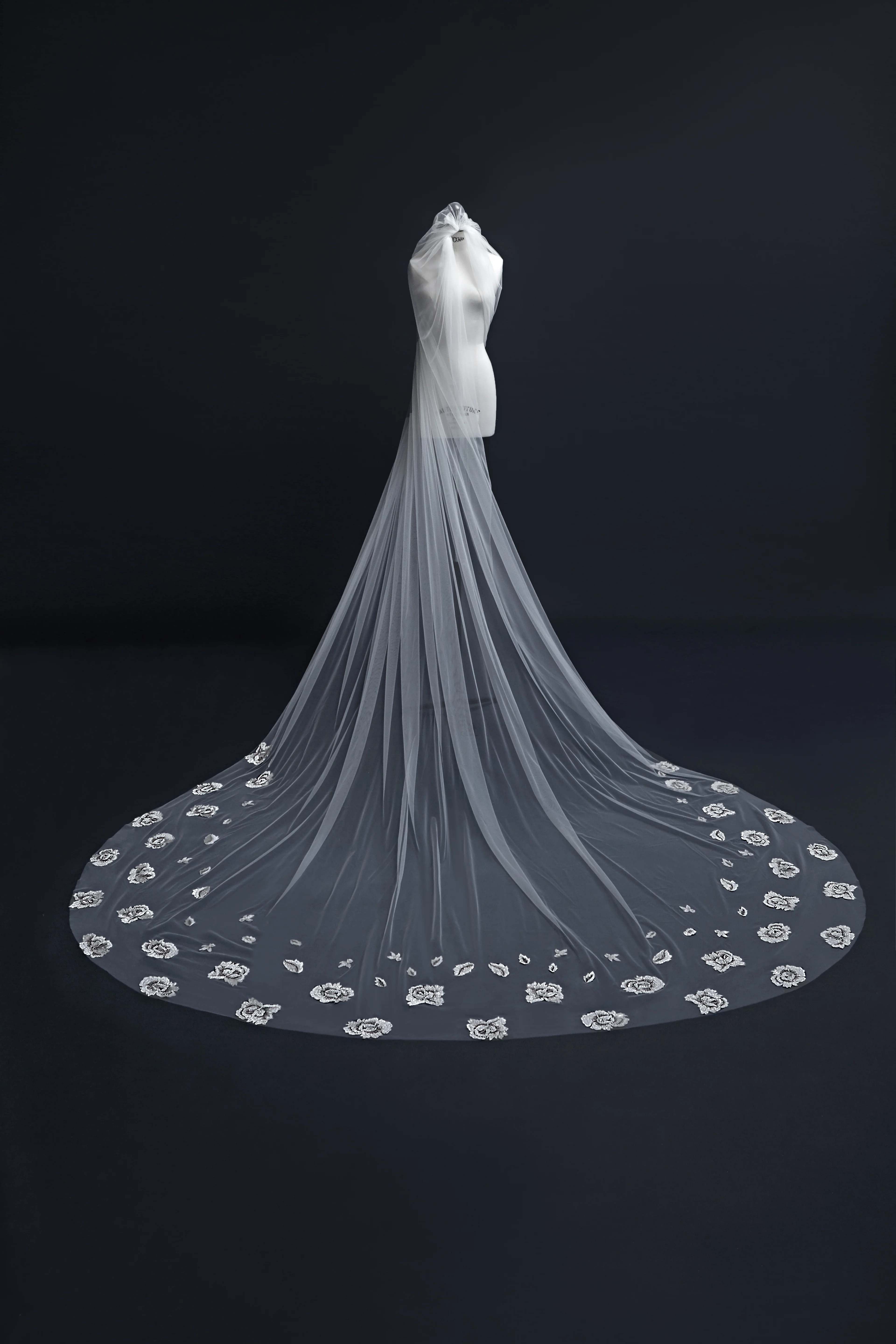 Bella Veil