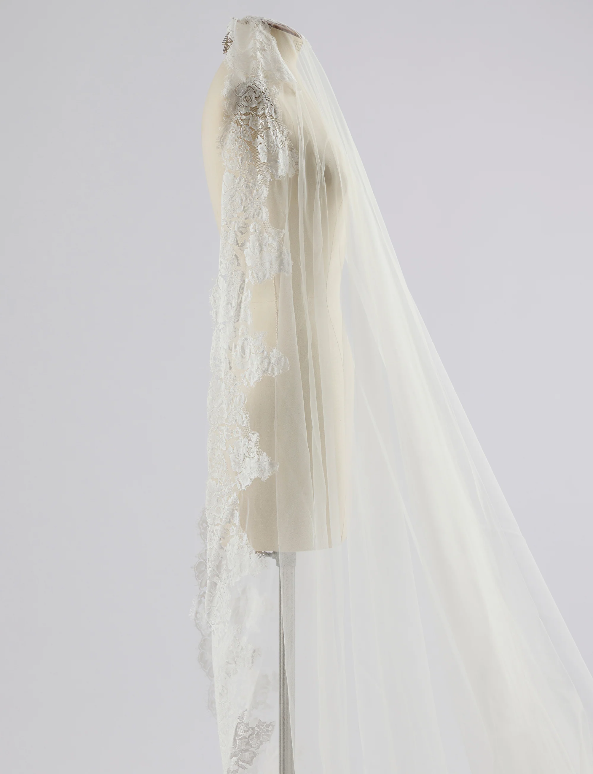 Chelsea Veil - Image 2