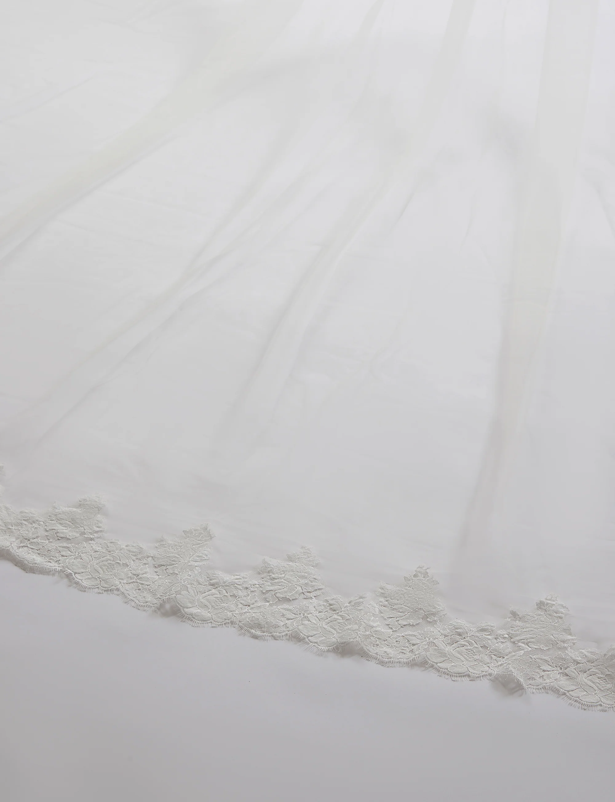 Chelsea Veil - Image 3