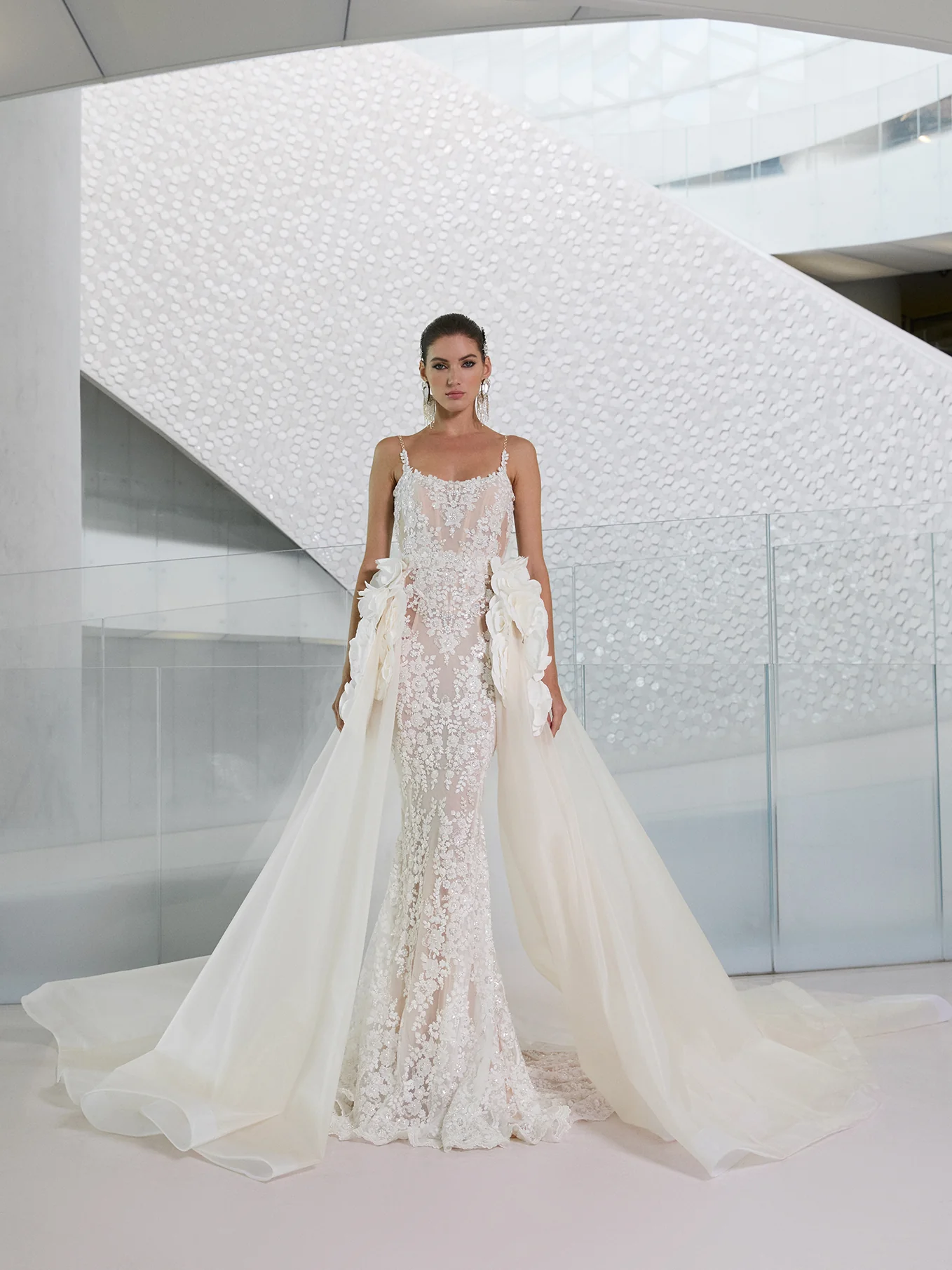 Magnifique Overskirt - Image 2